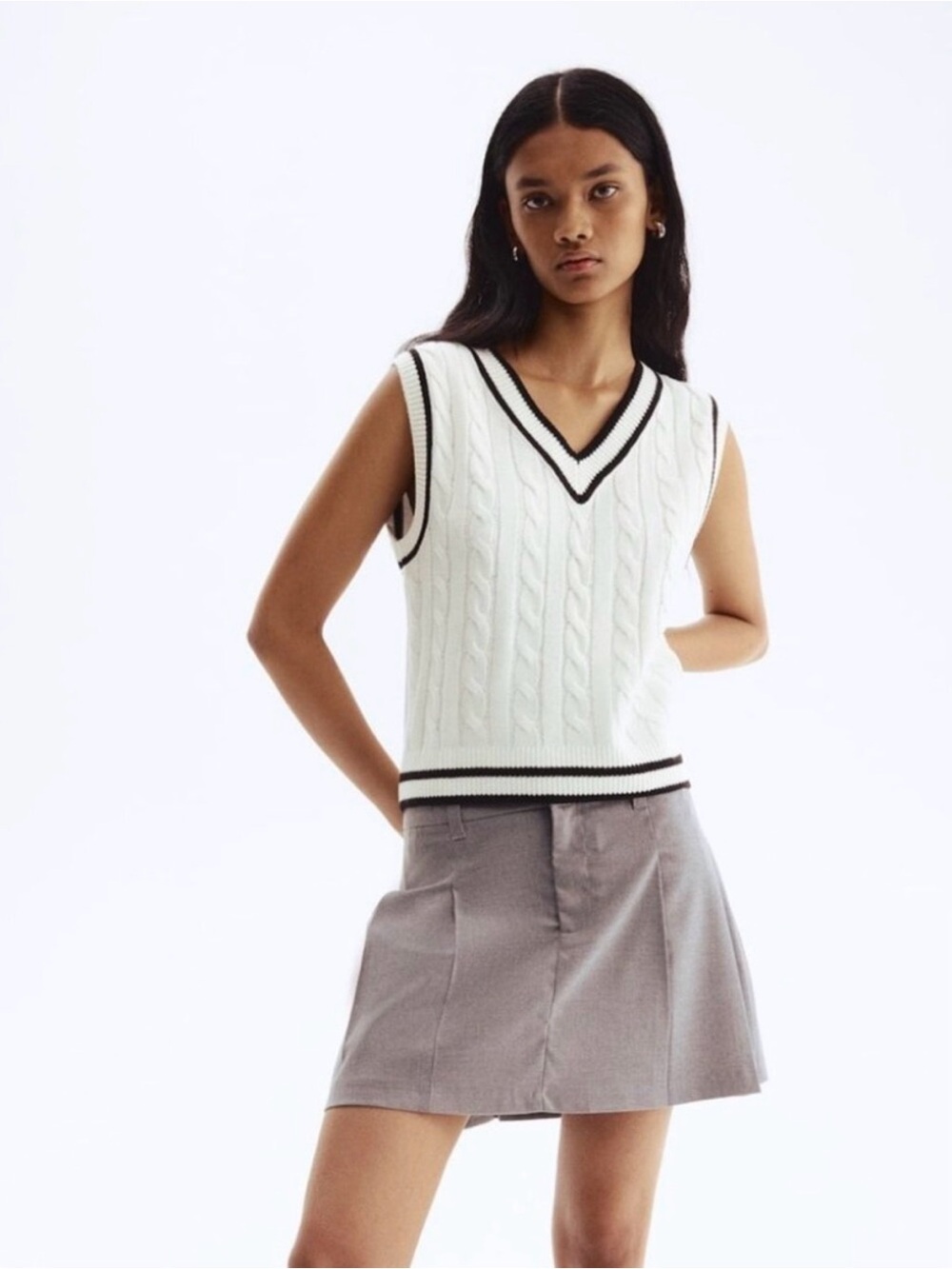 Divided Cream Cable Knit V-Neck Sweater Vest with Black Trim